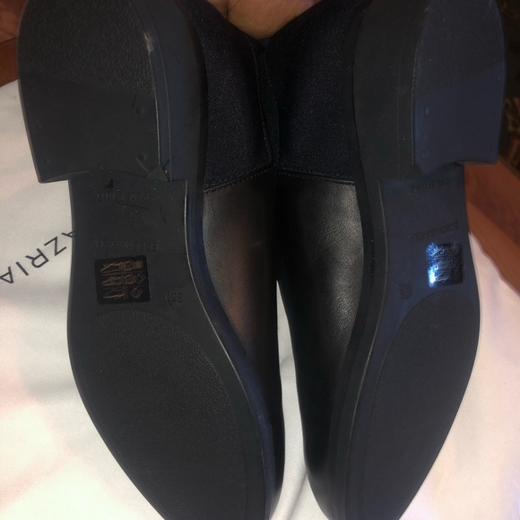 BCBG CLASSIC FLAT BOOT IN BLACK NEW NEVER WORN - Picture 4 of 6